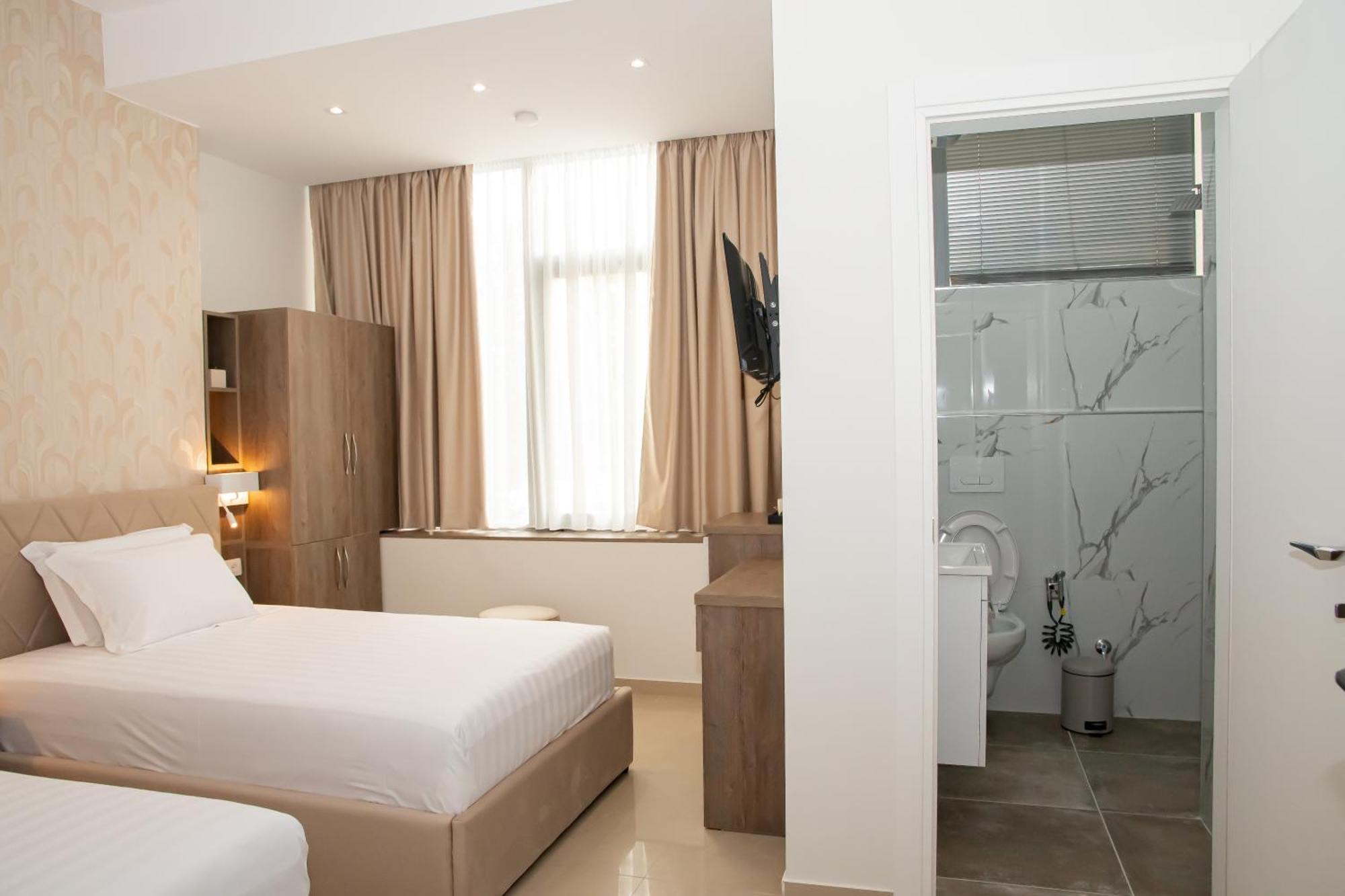 Alv Rent Rooms Vlorë Εξωτερικό φωτογραφία