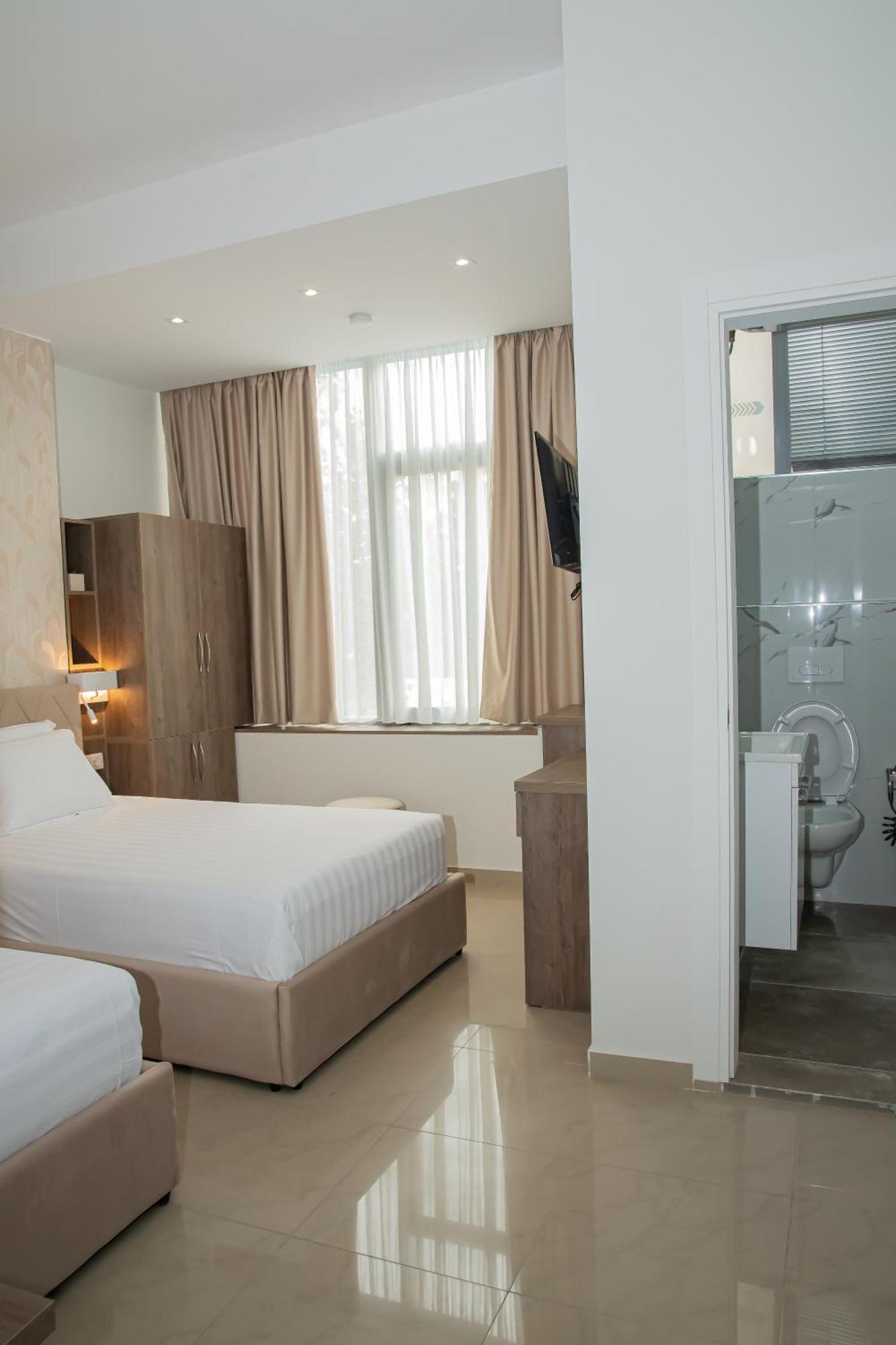 Alv Rent Rooms Vlorë Εξωτερικό φωτογραφία