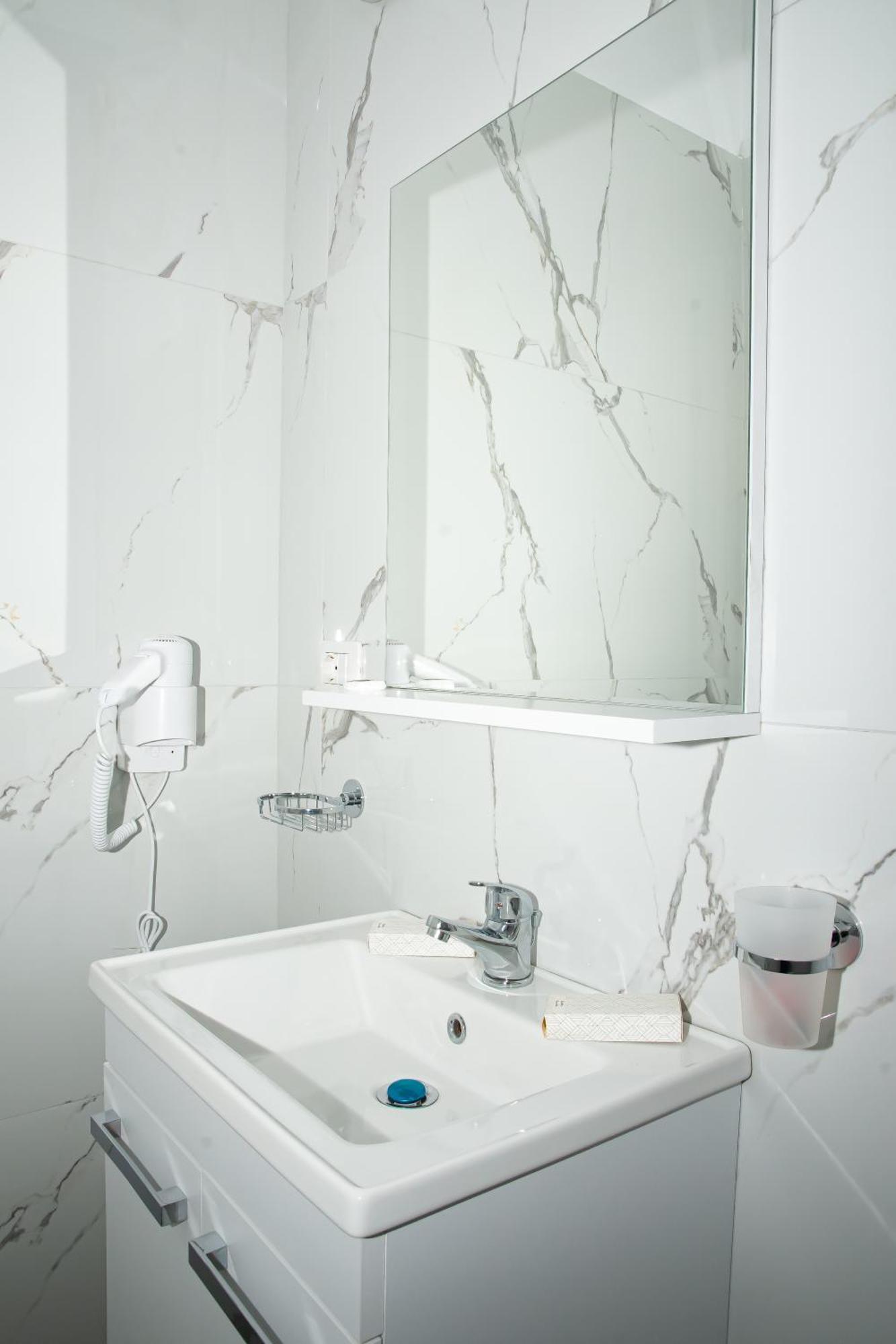 Alv Rent Rooms Vlorë Εξωτερικό φωτογραφία