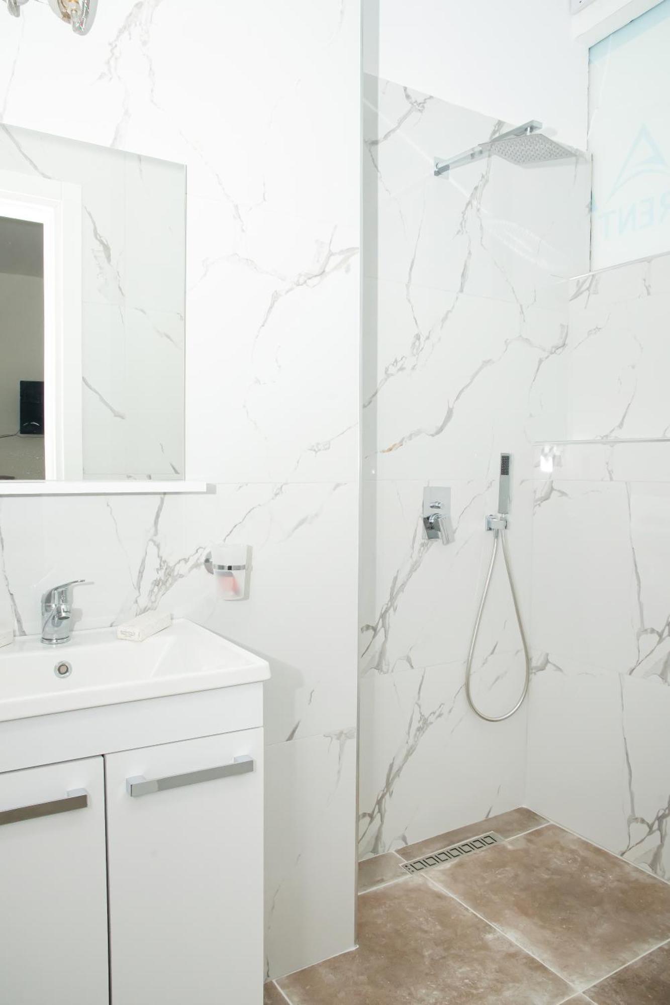 Alv Rent Rooms Vlorë Εξωτερικό φωτογραφία