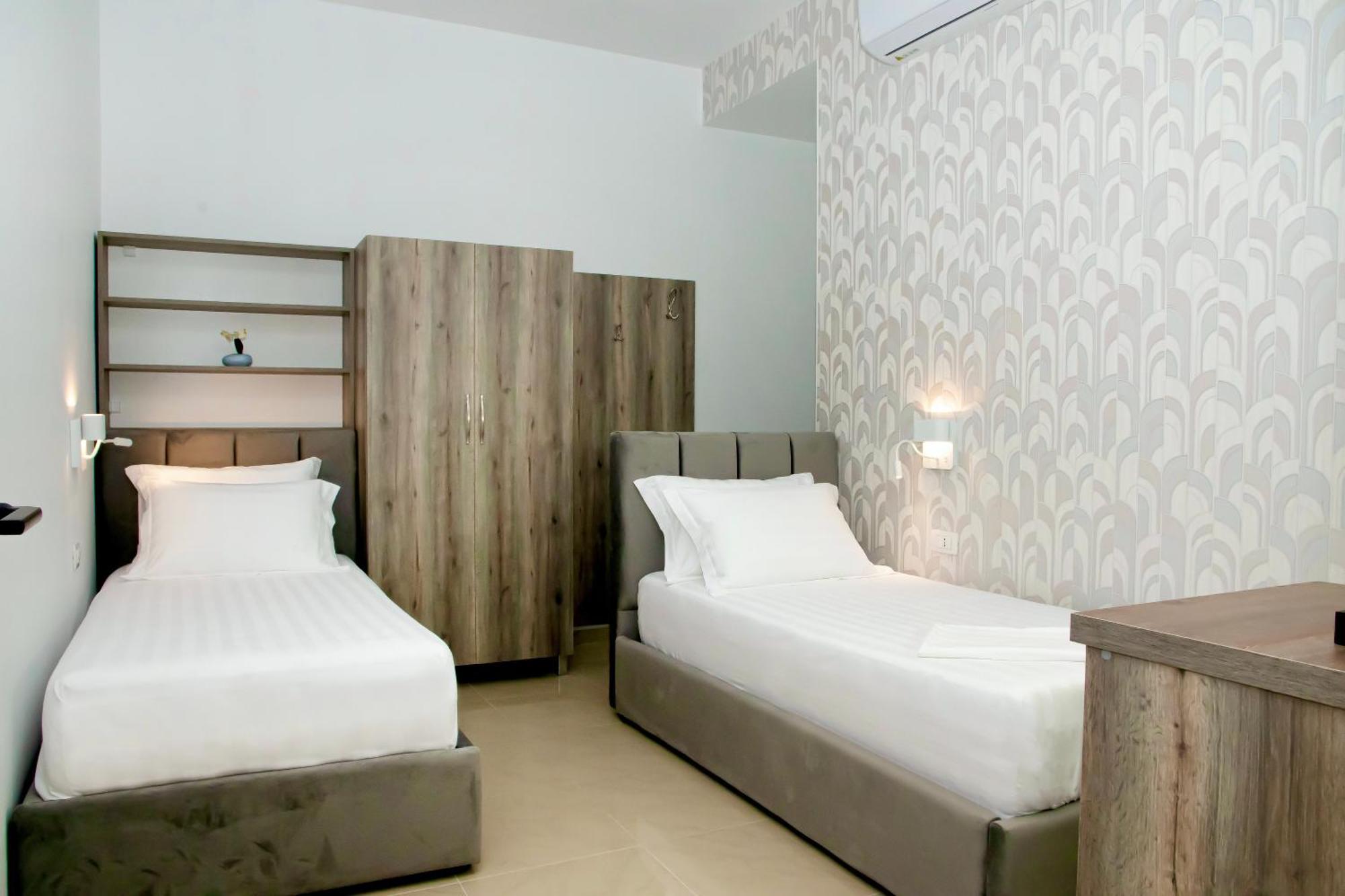 Alv Rent Rooms Vlorë Εξωτερικό φωτογραφία